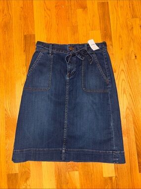 NWT LOFT Dark Blue Denim A-Line Skirt with Front Pockets